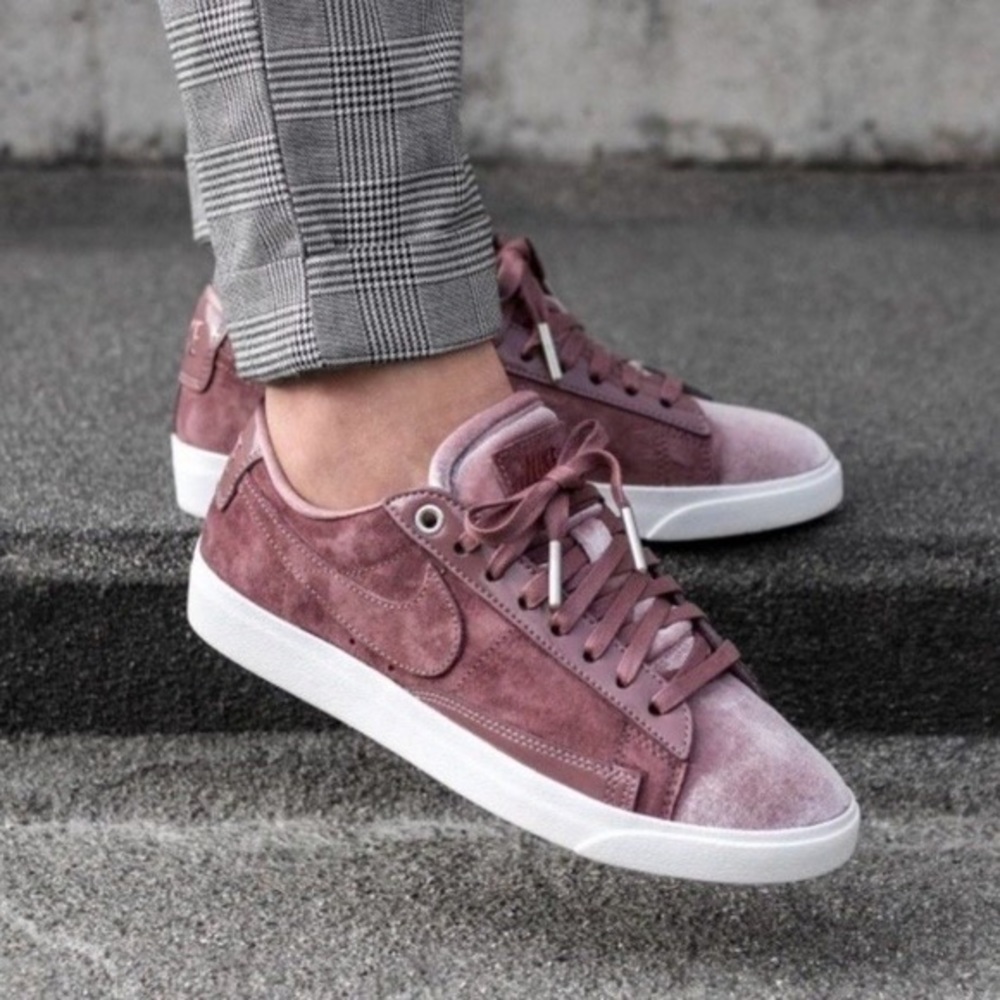 Velvet Nike Blazer Low